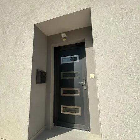 Apartment Nina Sibenik, Brodarica (Sibenik-Knin)