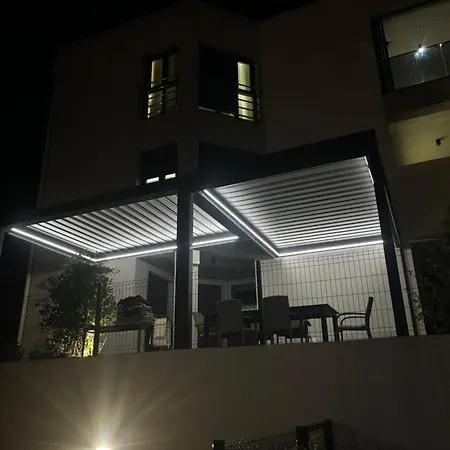 Nina Sibenik, Apartment Brodarica (Sibenik-Knin)