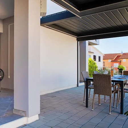 Apartament Nina Sibenik,