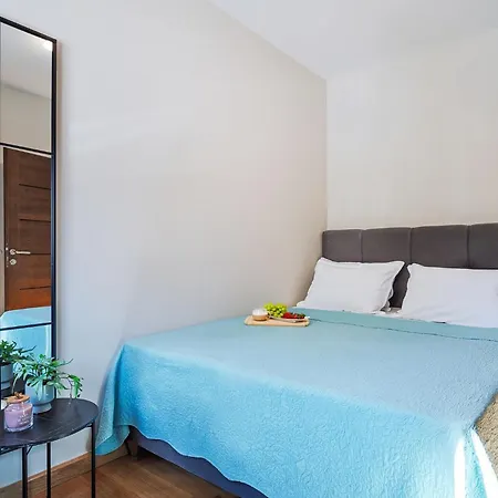 Nina Sibenik, Brodarica (Sibenik-Knin)